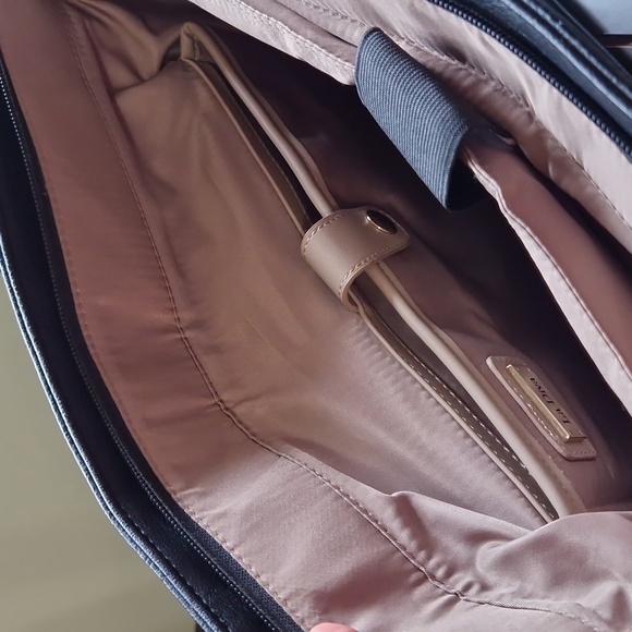 Black leather tote bag - Picture 3 of 10